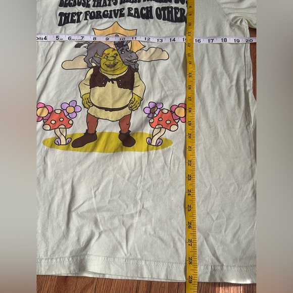 Dreamworks Shrek Cream T-Shirt - Picture 4 of 4